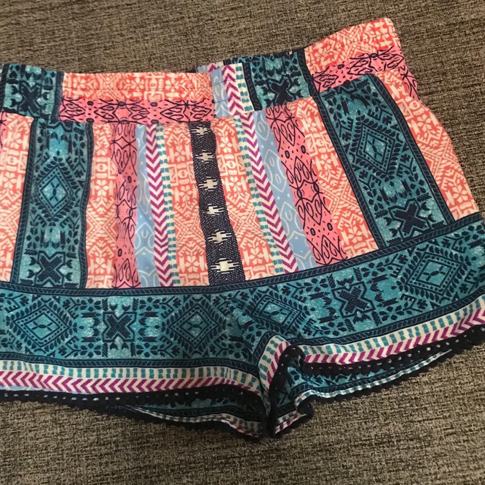 Gorgeous Summer shorts NWT